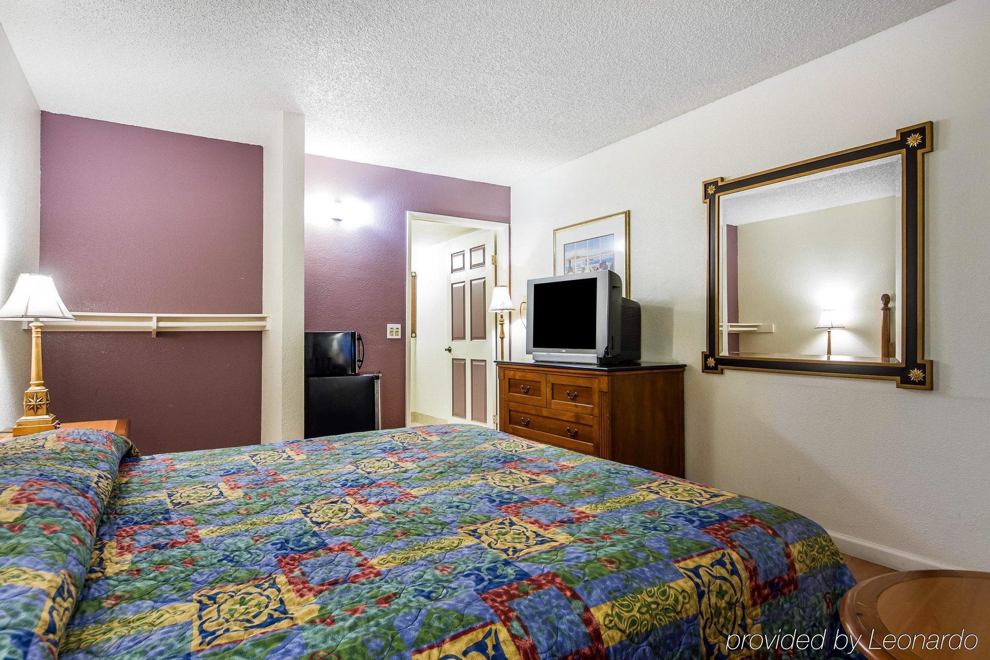 Rodeway Inn Vallejo Ngoại thất bức ảnh