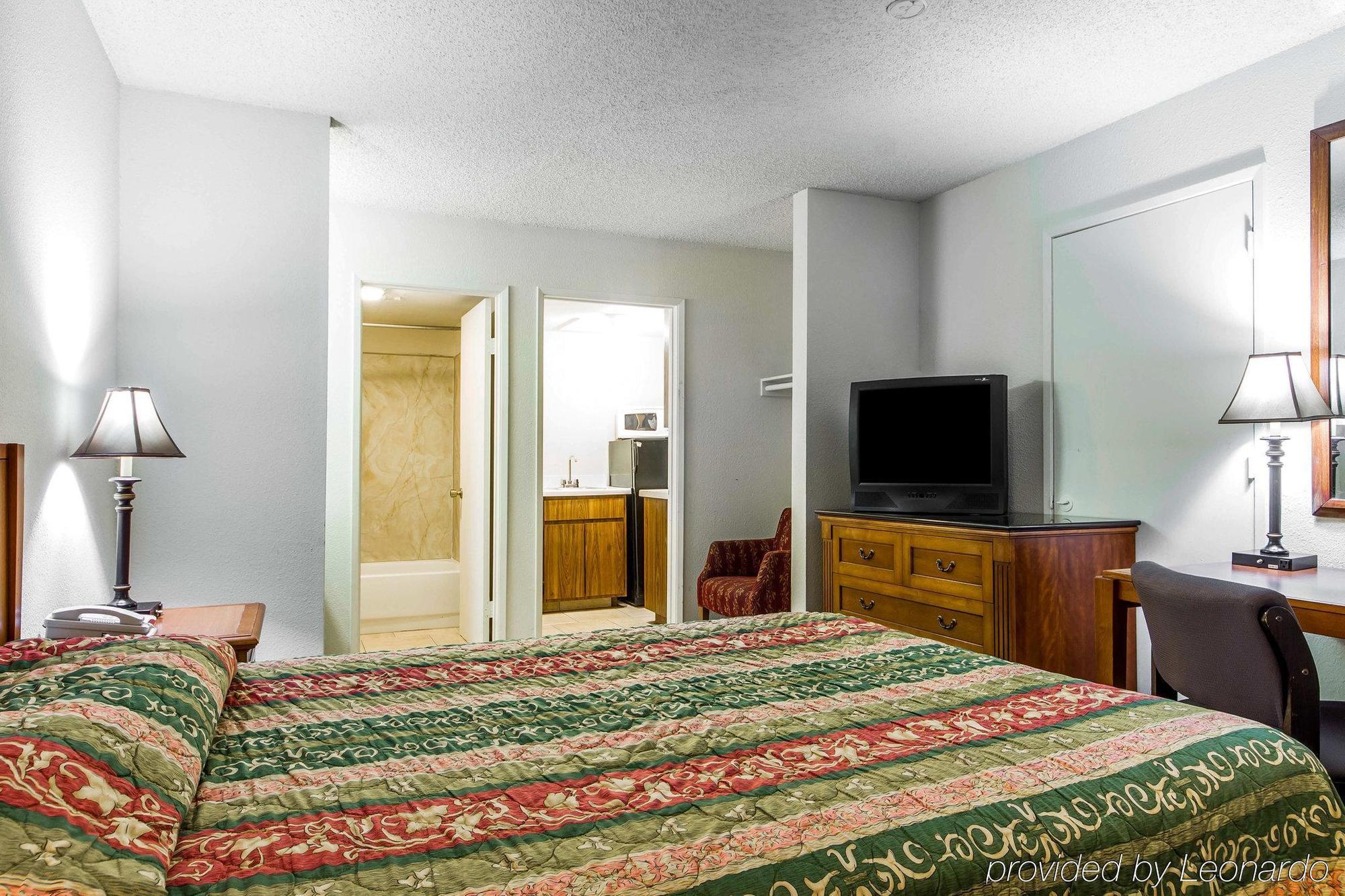 Rodeway Inn Vallejo Ngoại thất bức ảnh