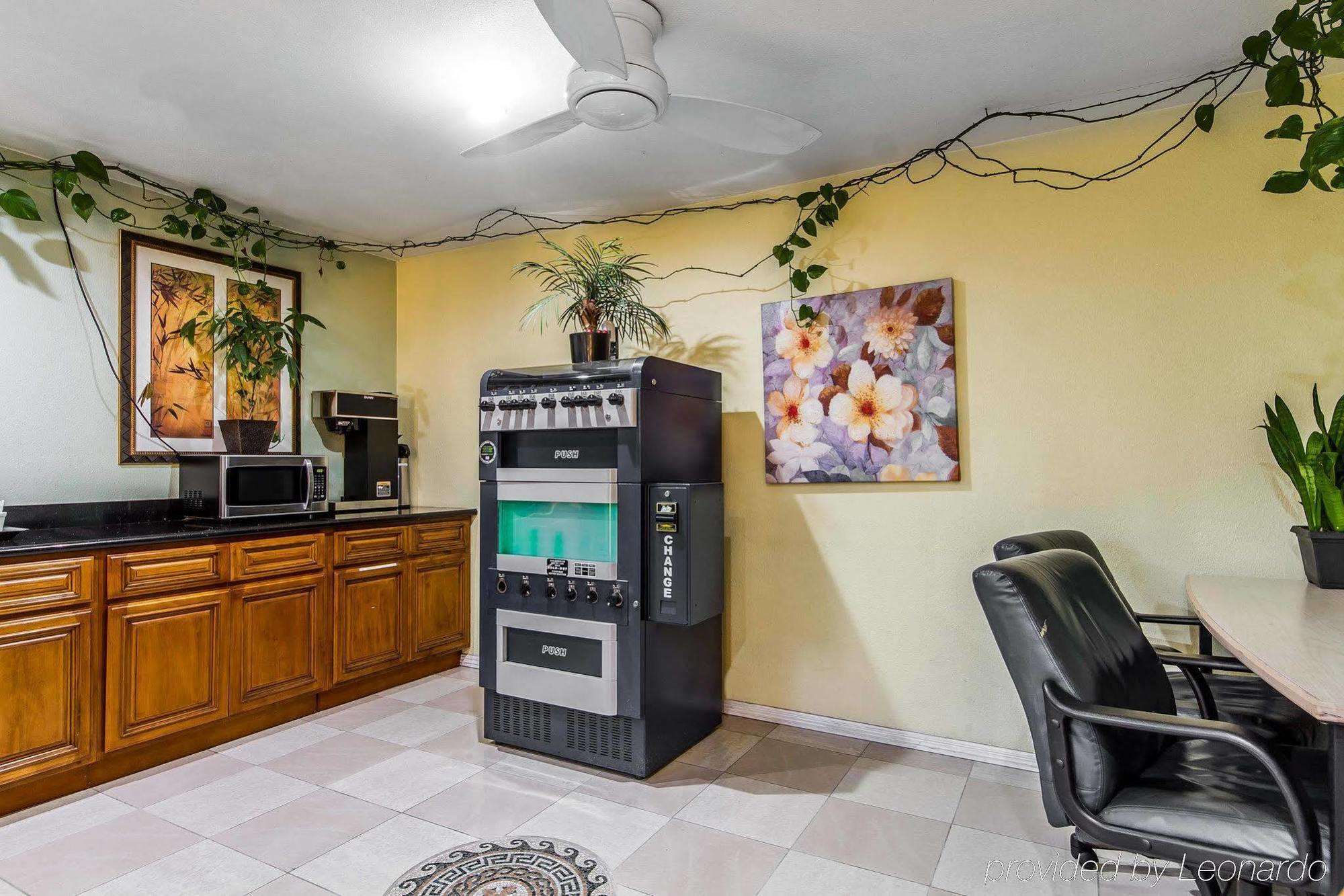 Rodeway Inn Vallejo Ngoại thất bức ảnh
