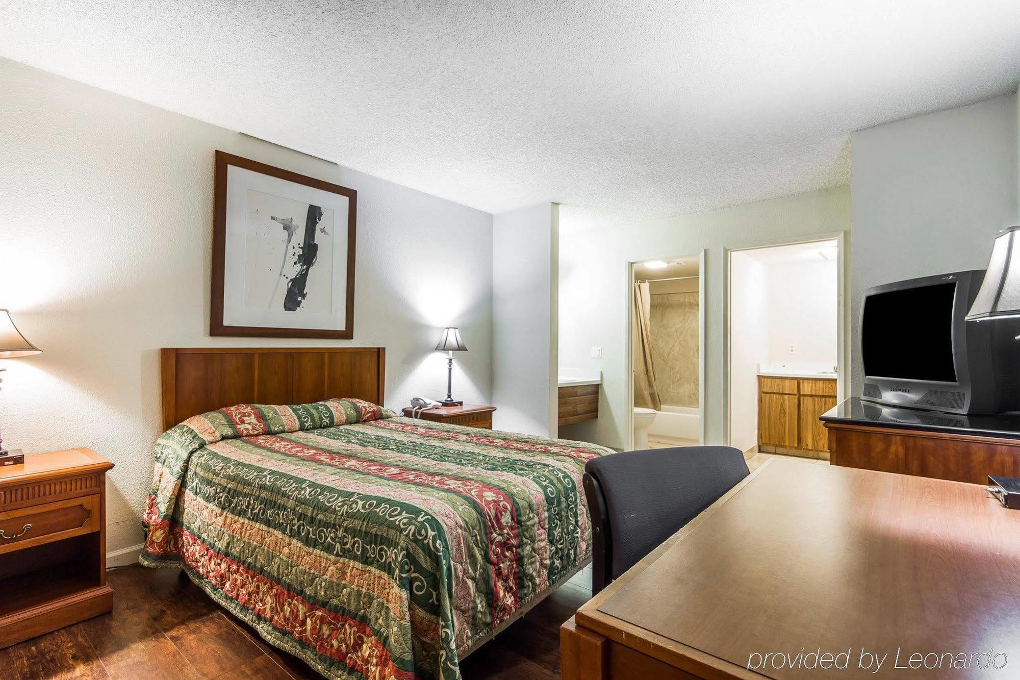 Rodeway Inn Vallejo Ngoại thất bức ảnh