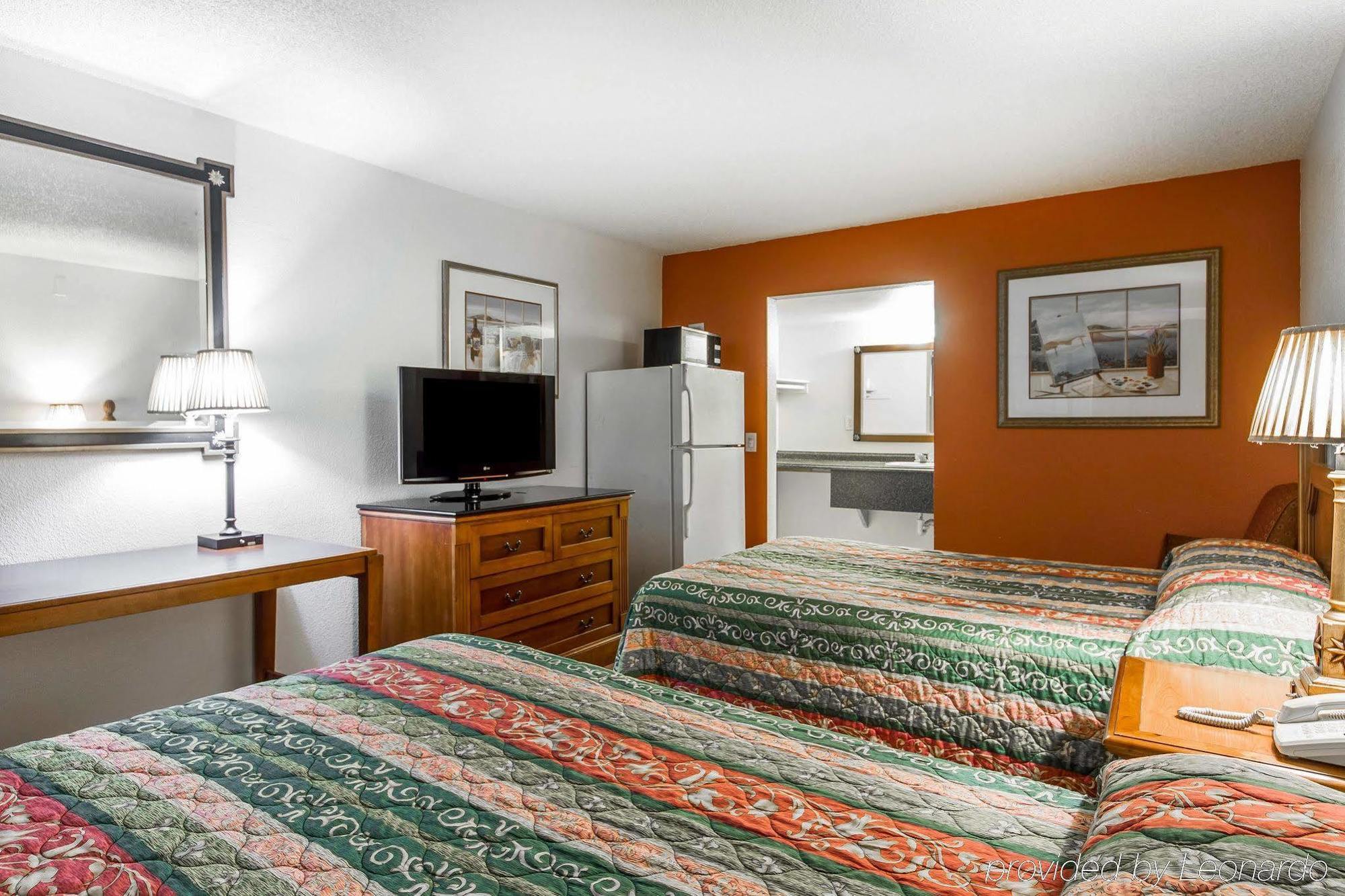 Rodeway Inn Vallejo Ngoại thất bức ảnh