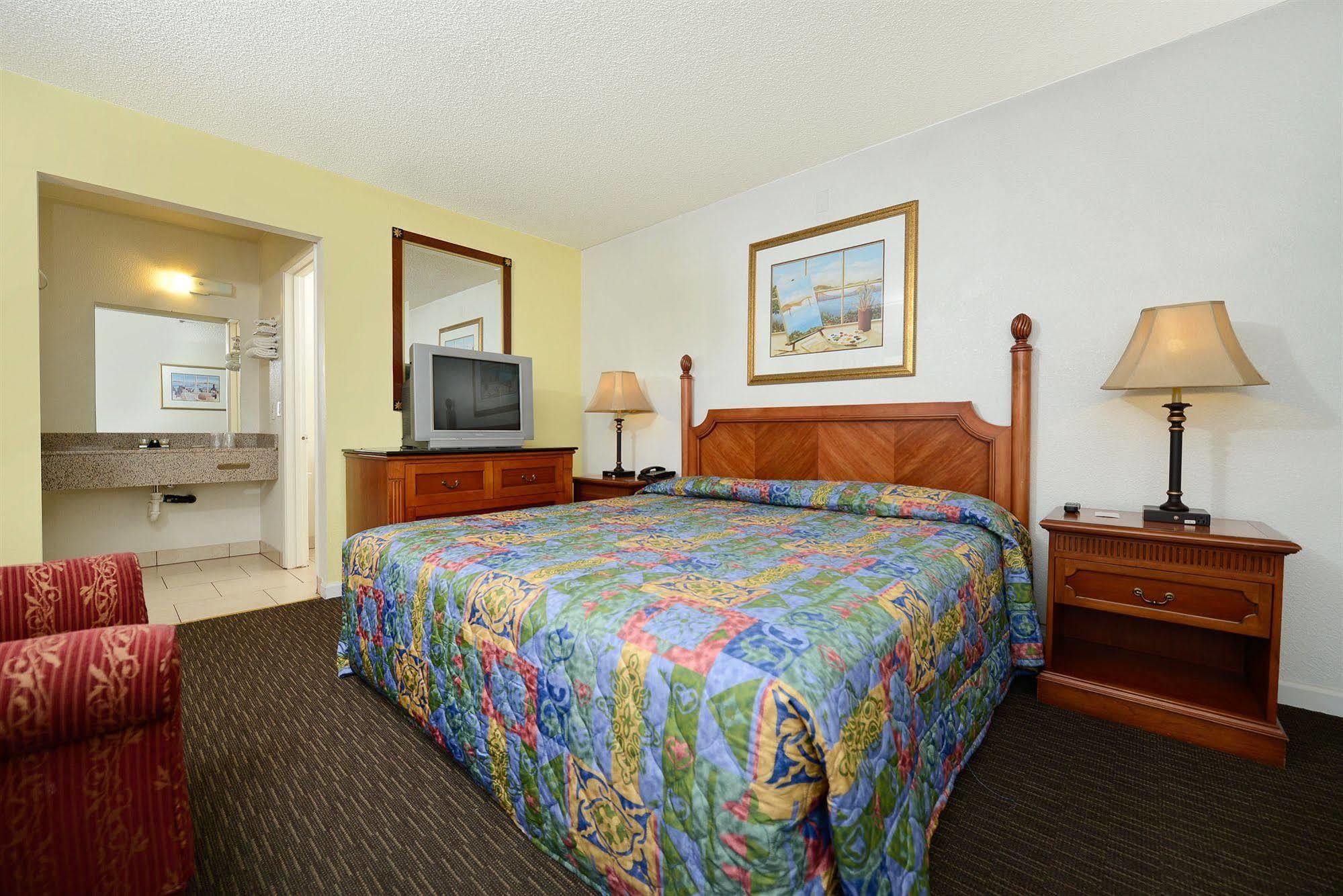 Rodeway Inn Vallejo Ngoại thất bức ảnh