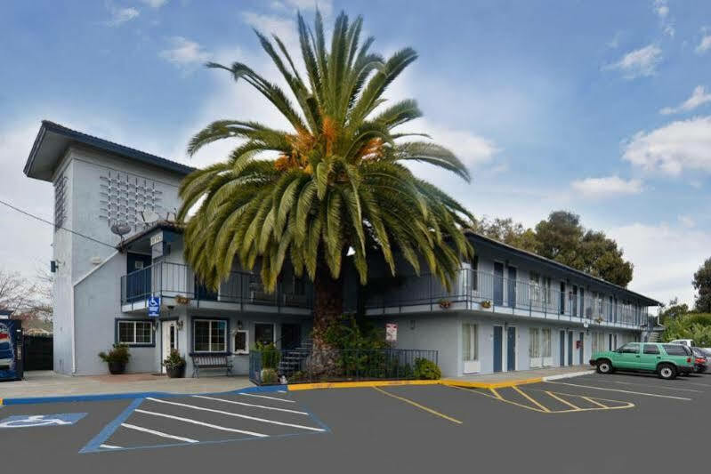 Rodeway Inn Vallejo Ngoại thất bức ảnh